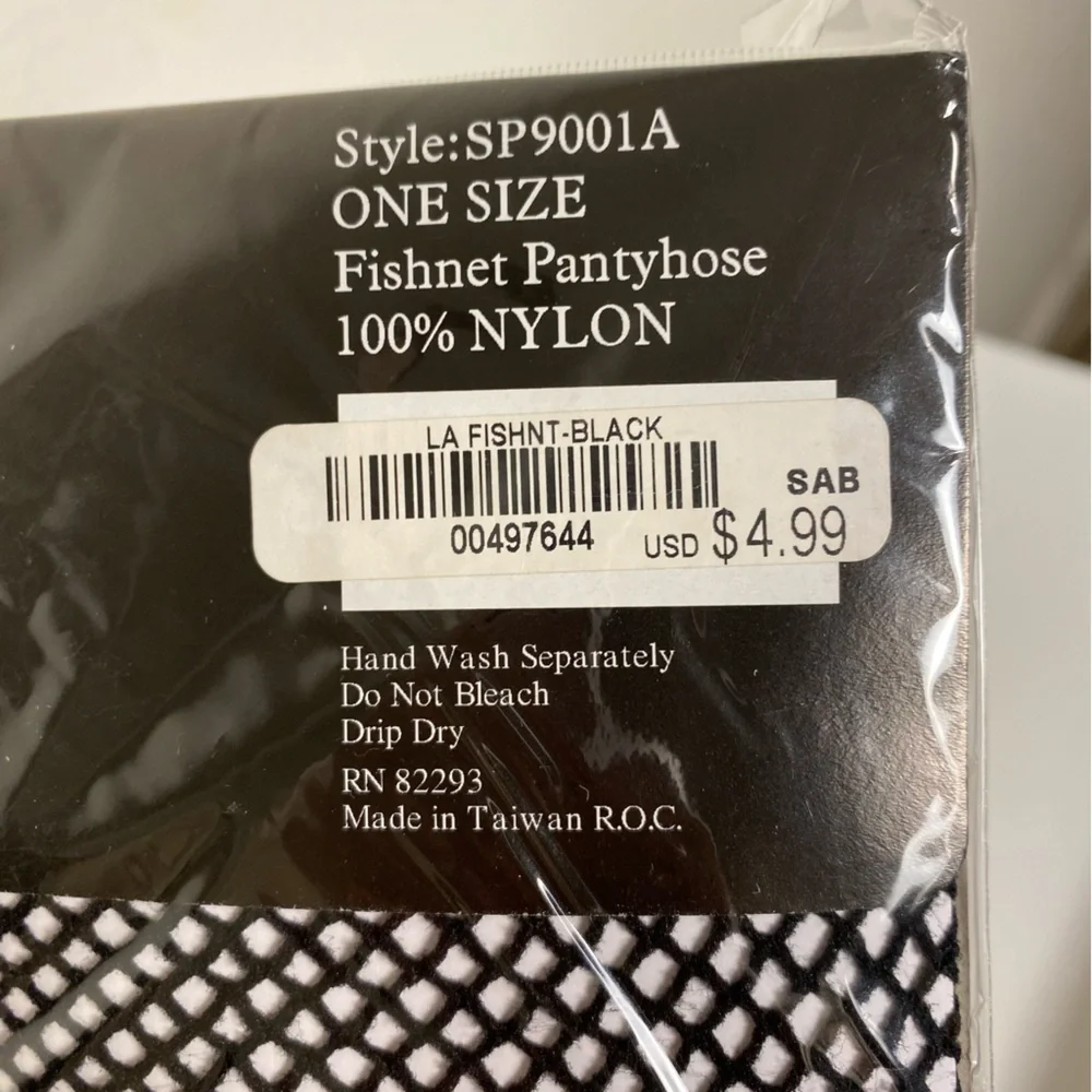 Leg Avenue Black Fishnet Pantyhose One Size NWT
